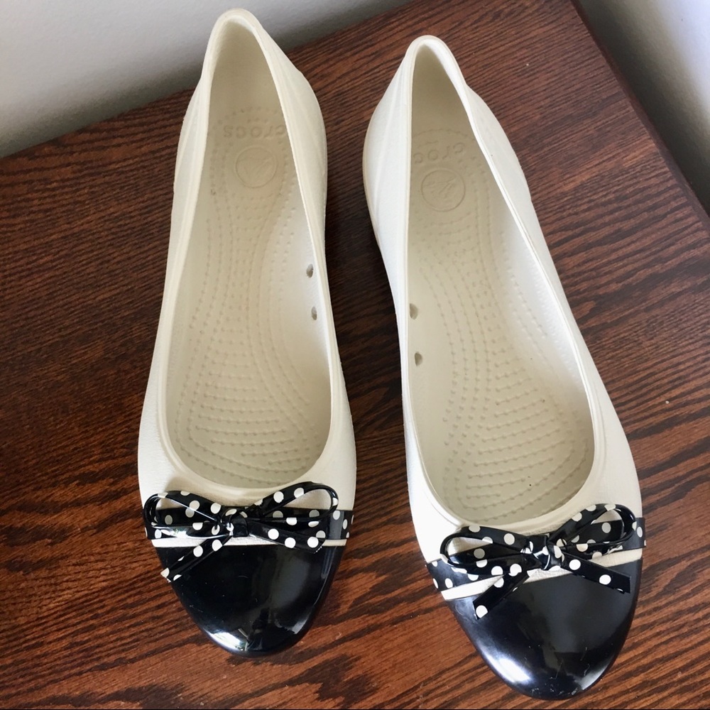 CROCS CAP TOE POLKA DOT BOW BALLET FLAT CREAM and BLACK - Picture 10 of 11
